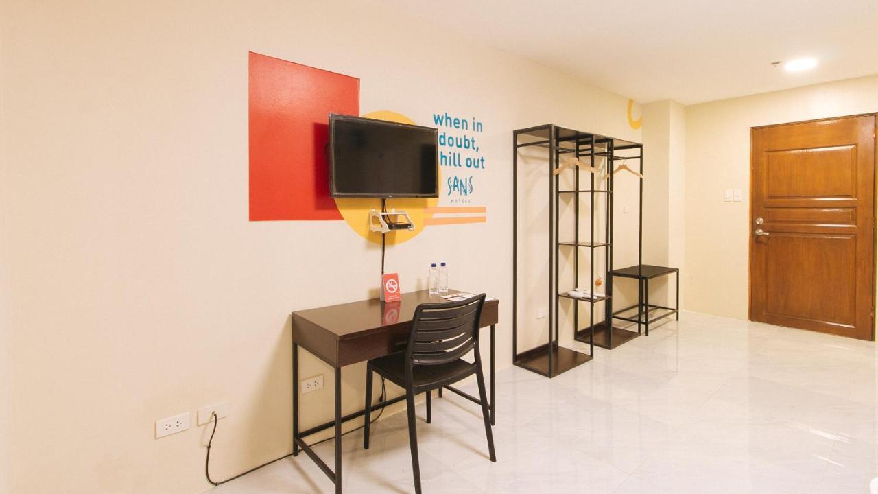 Sans Hotel At Algers Suites Marikina By Reddoorz ภายนอก รูปภาพ