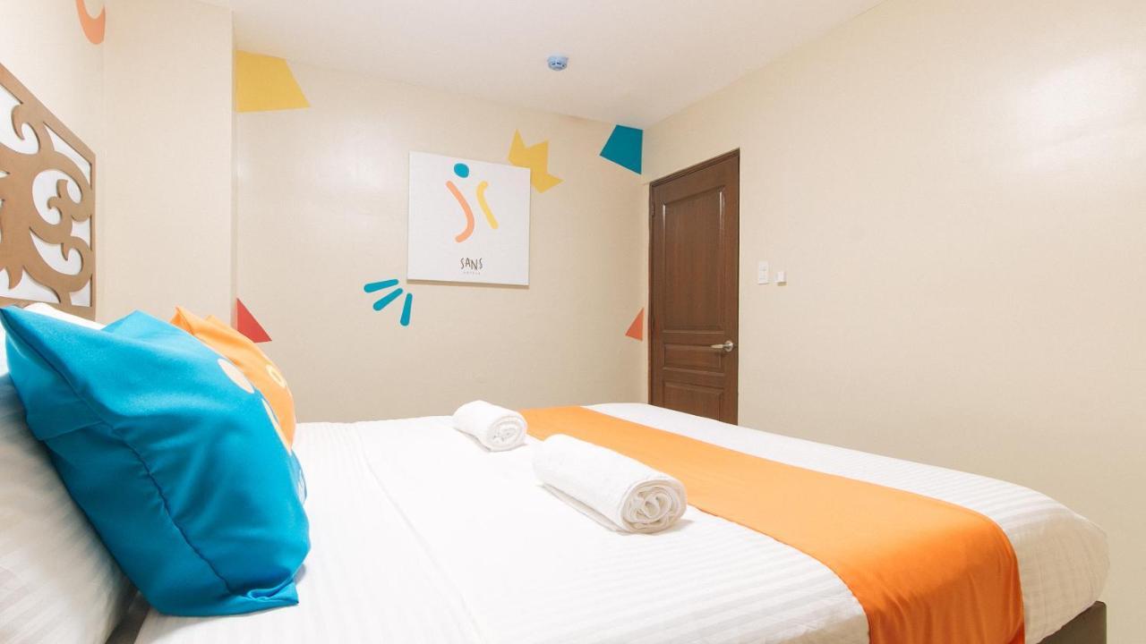 Sans Hotel At Algers Suites Marikina By Reddoorz ภายนอก รูปภาพ