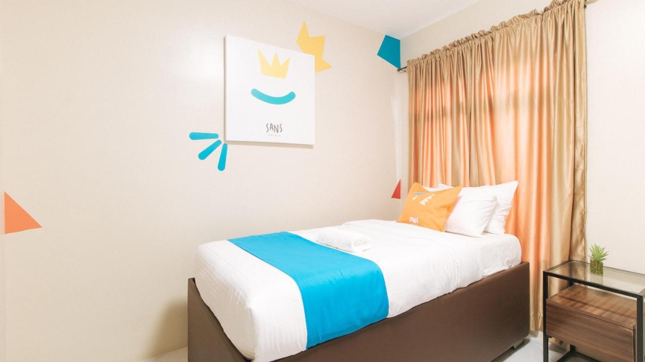Sans Hotel At Algers Suites Marikina By Reddoorz ภายนอก รูปภาพ
