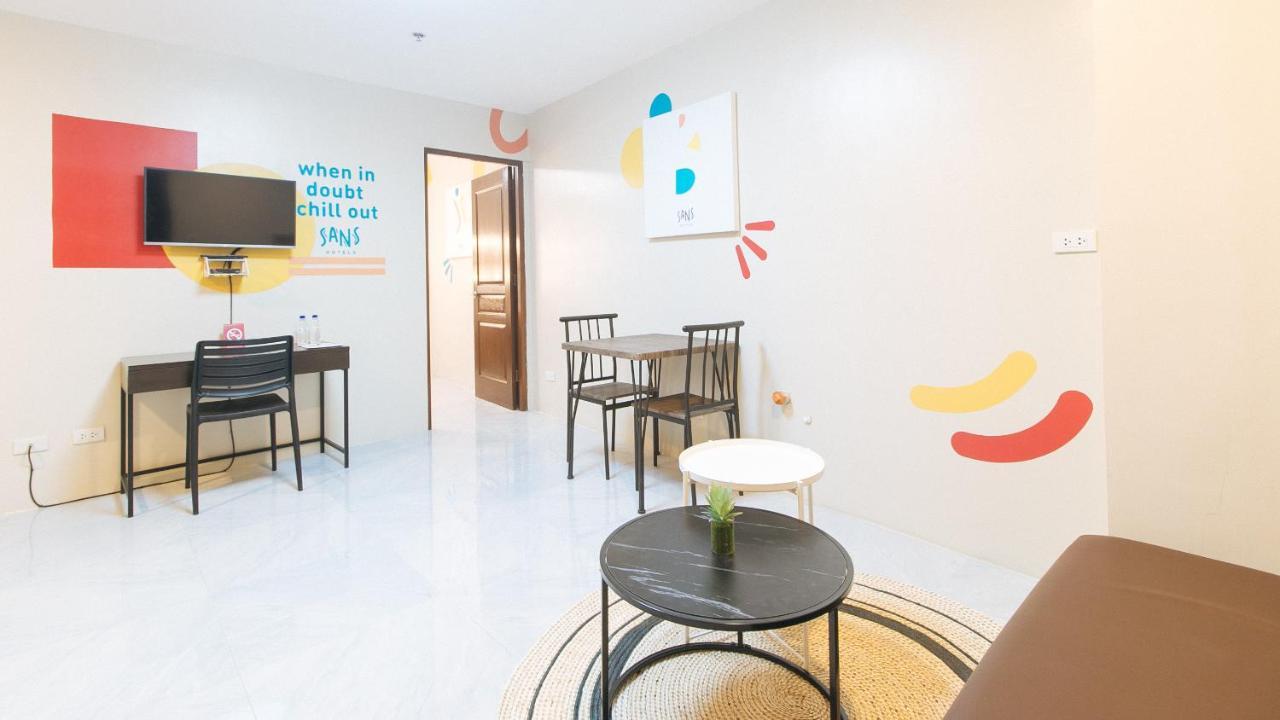 Sans Hotel At Algers Suites Marikina By Reddoorz ภายนอก รูปภาพ