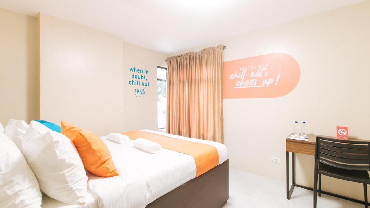 Sans Hotel At Algers Suites Marikina By Reddoorz ภายนอก รูปภาพ